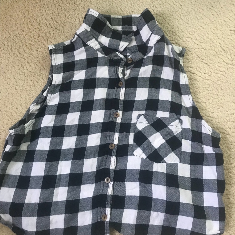 Black and white plaid tank